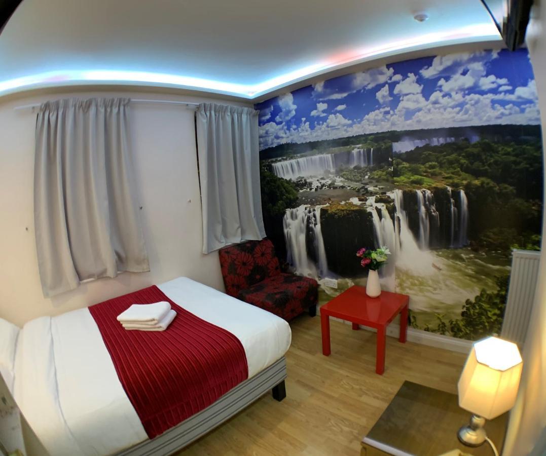 Barking Hotel Zewnętrze zdjęcie